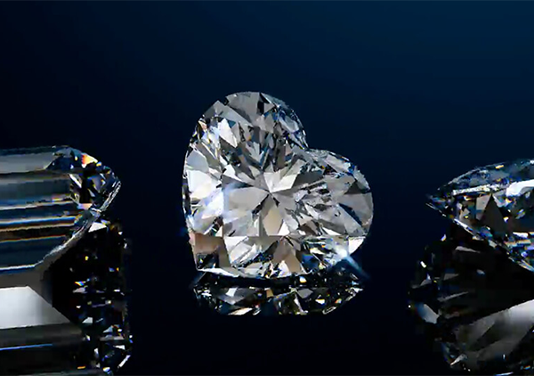 FIRST DIAMONDの新たなるチャレンジ。4月はラボグロウンダイヤモンドフェアを開催