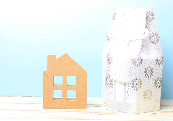 永遠の絆を輝きに変えて。　遺骨ジュエリーを作れる専門店【FIRST DIAMOND】