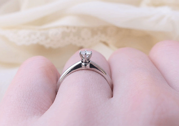 「婚約指輪は要らない」の本当の対処法は？