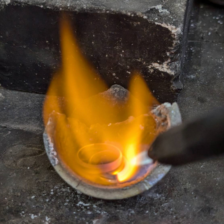 遺骨ジュエリーの製作の流れ